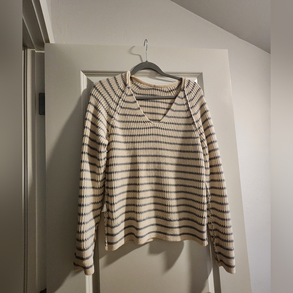 Banana republic sweater